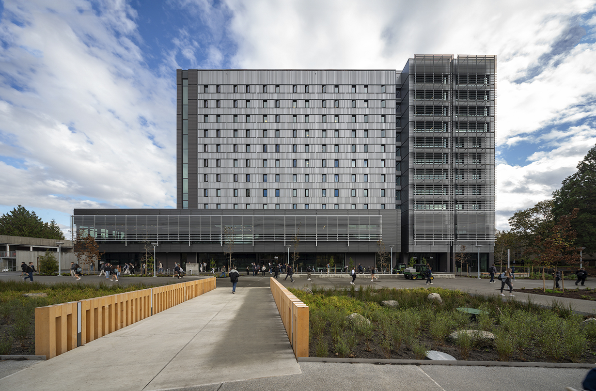Čeqʷəŋín ʔéʔləŋ (Cheko’nien House) at the University of Victoria is a Passive House student residence that played host to 2024’s Passive House Canada Conference.