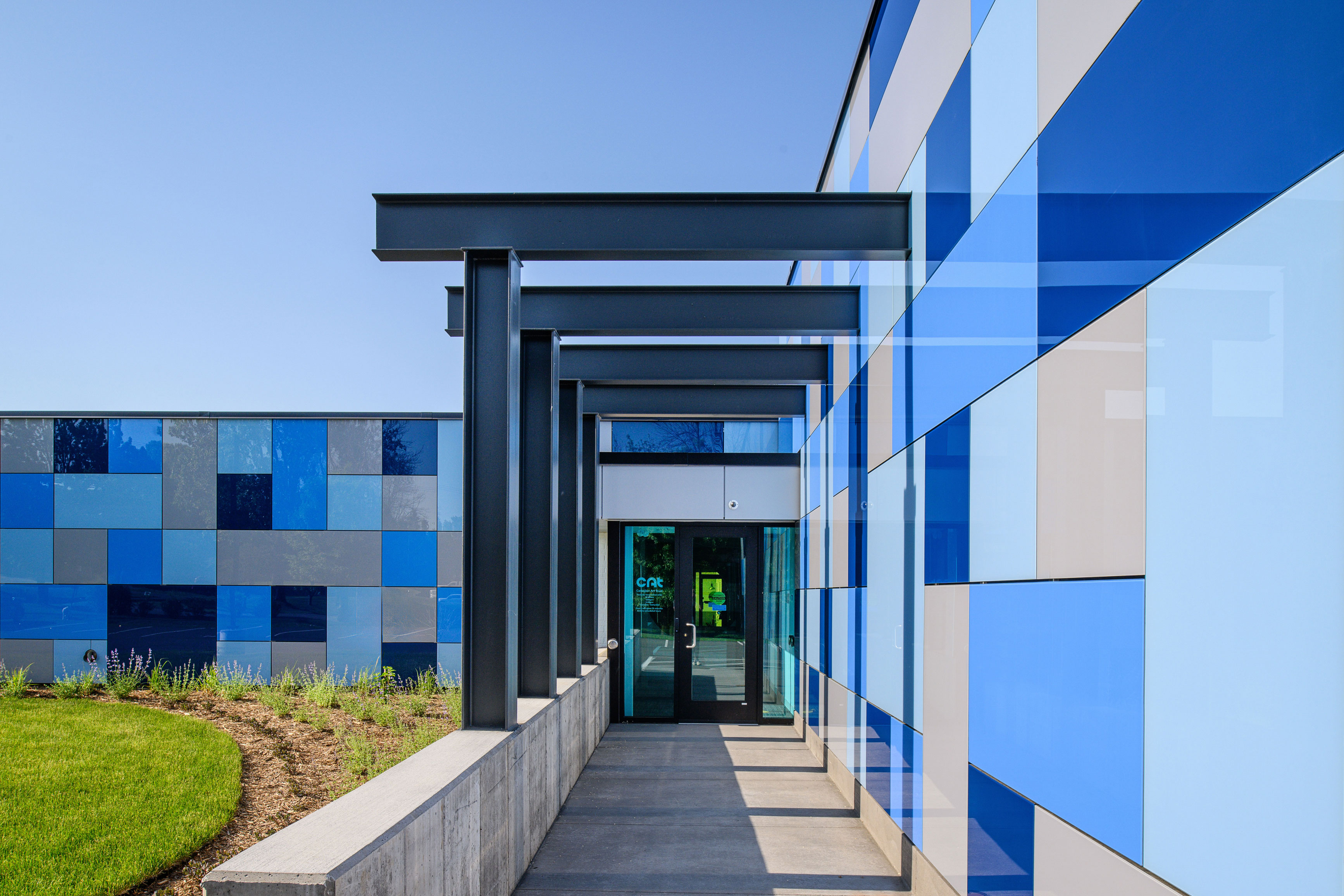 A closer look at the museum's new facade.